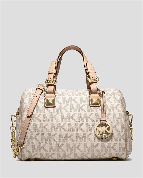 michael kors medium grayson logo satchel|Michael Kors grayson satchel discontinued.